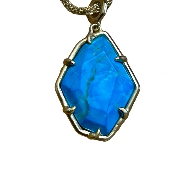 Kendra Scott Gold Hailey Necklace in Aqua Howlit - Picture 9 of 12